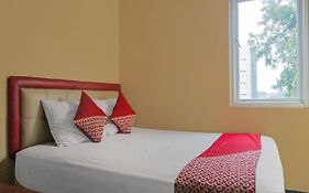 Oyo 92656 Jati Residence Pulo Gadung